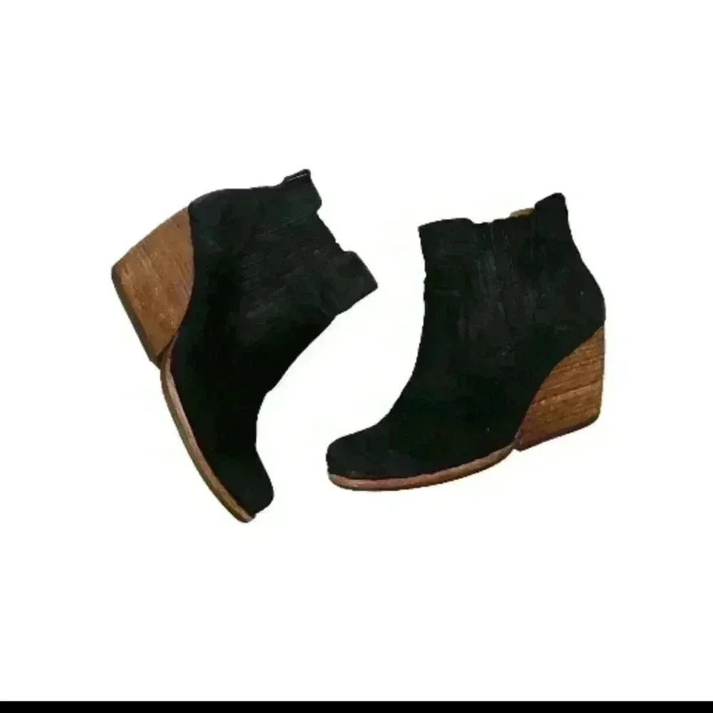 KORK-EASE Women's Black Suede Chandra Stacked Wooden Heel Boot 8 - Picture 8 of 14